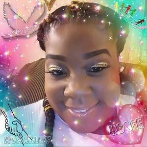 Meet your Posher, Cleo